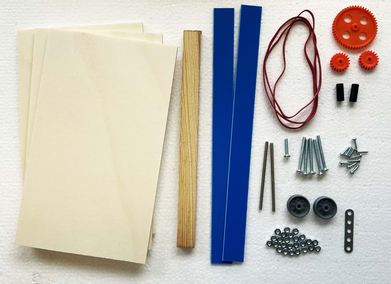 Bild von Materialpack Beispielaufgabe "Handbetriebener Tischventilator" HS-BW-2